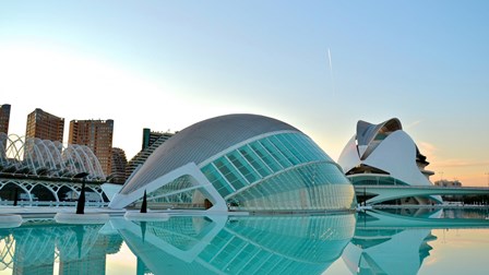 Conferencia. Ciudad de las Artes y las Ciencias. Valencia. Arquitecto Santiago Calatrava