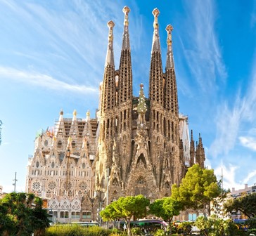 Conferencia. La Sagrada Familia. Barcelona. Arquitecto Antonio Gaudí