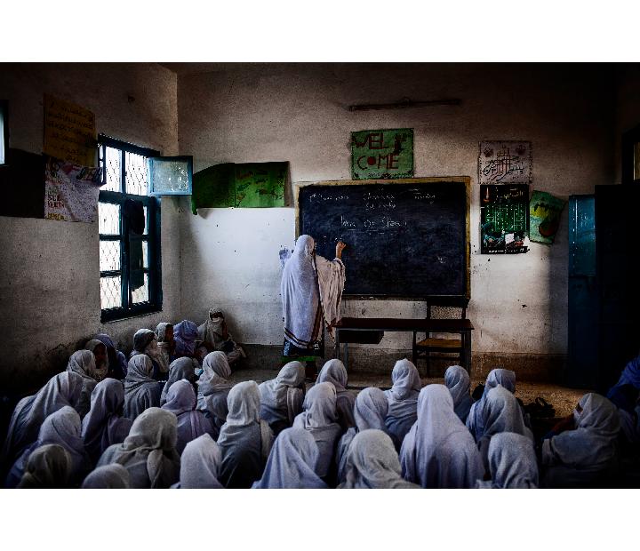 Educación secuestrada (Hijacked Education)