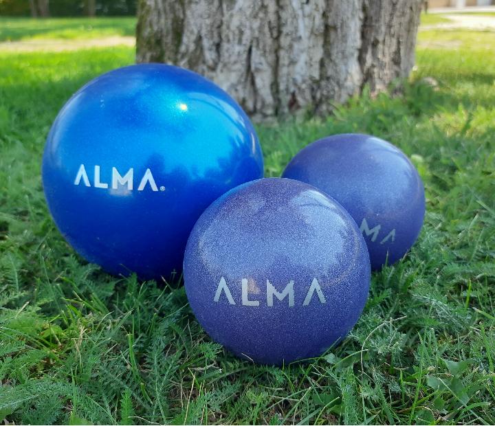 Terapia facial y corporal con pelota