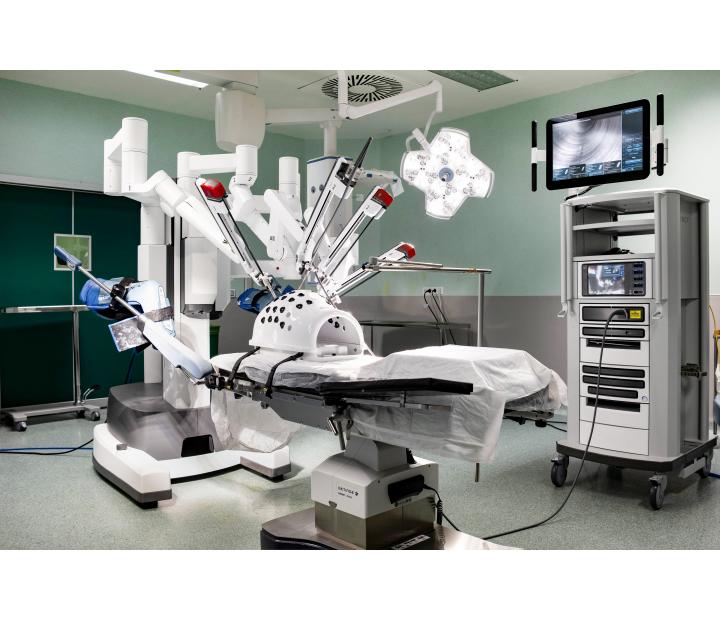Cirugía robótica; tecnología de vanguardia para tratar el cáncer de próstata, renal y de vejiga.