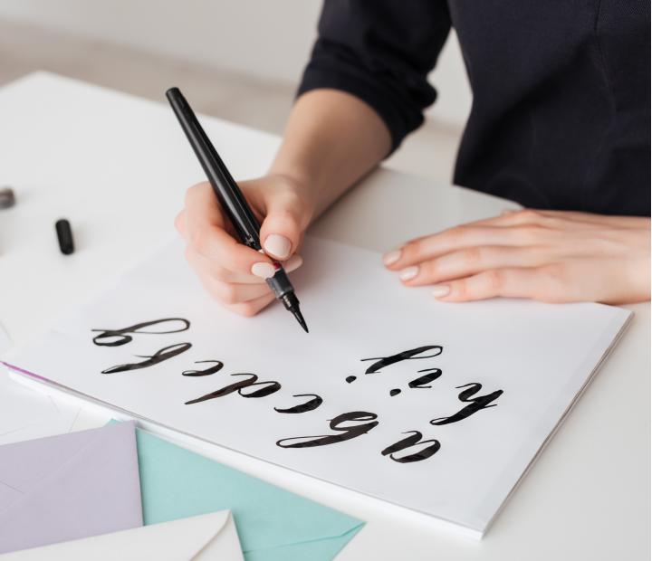 Lettering y dibujo para adultos