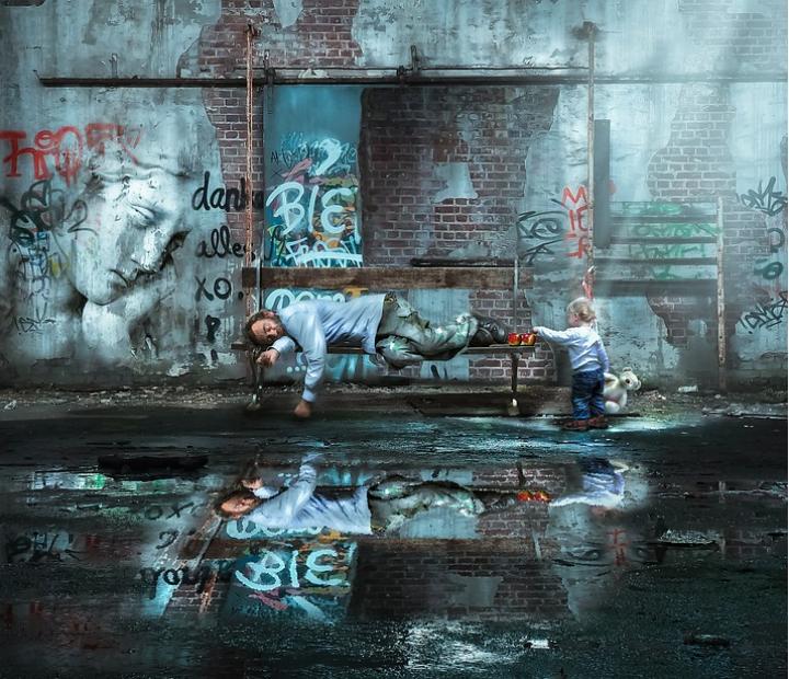 La Bitácora XXI. Los vecinos desheredados. Una reflexión sobre la pobreza aquí y ahora