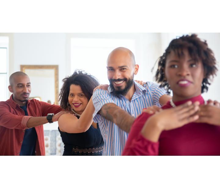 Baile en línea. Intermedio. Jueves