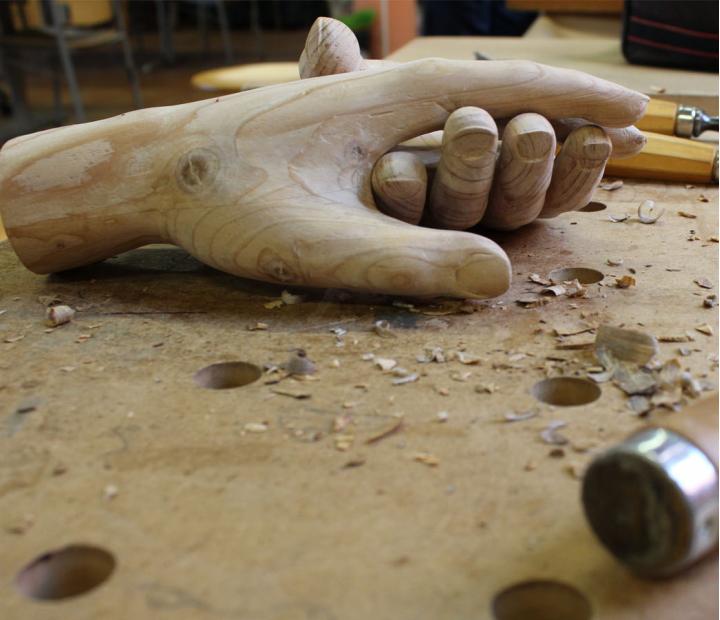 Talla de madera y marquetería