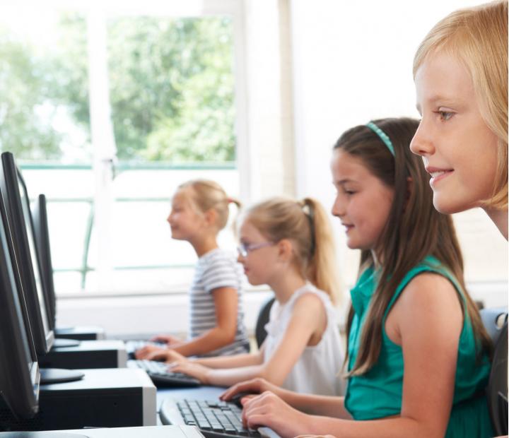 Campus verano para niños y niñas de 9 a 12 años. En vacaciones venir al campus mola más. Del 4 al 6 de septiembre