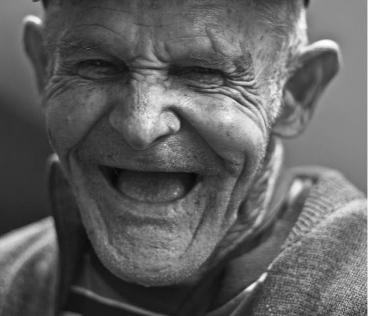 Risoterapia y activación mental