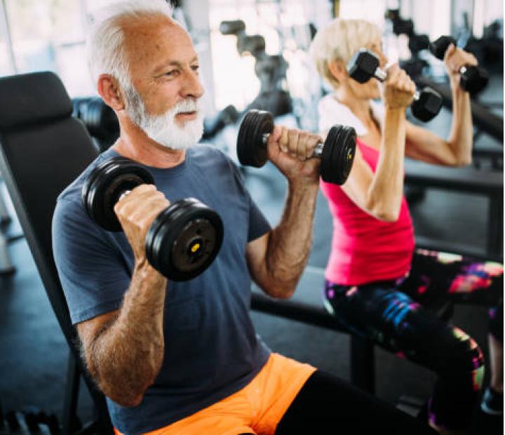 Gimnasia de mantenimiento para mayores de 55 años