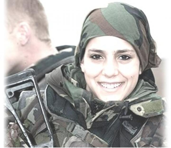 La Mujer en las FAS y GC