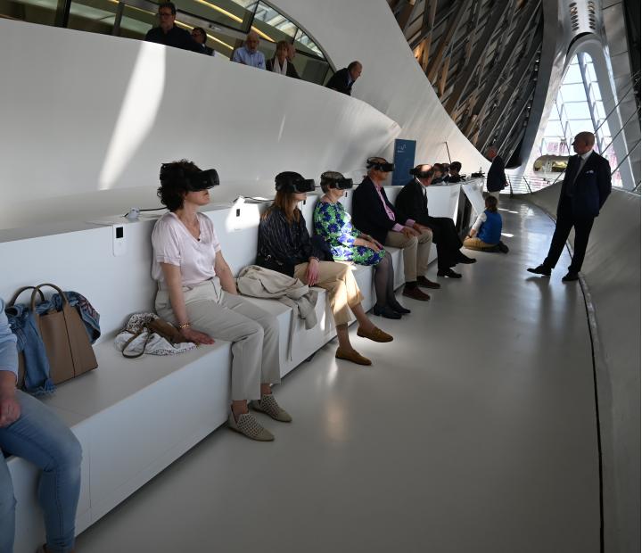 Visita guiada a Mobility City,  para empresas y asociaciones. Descubre el Futuro de la Movilidad.