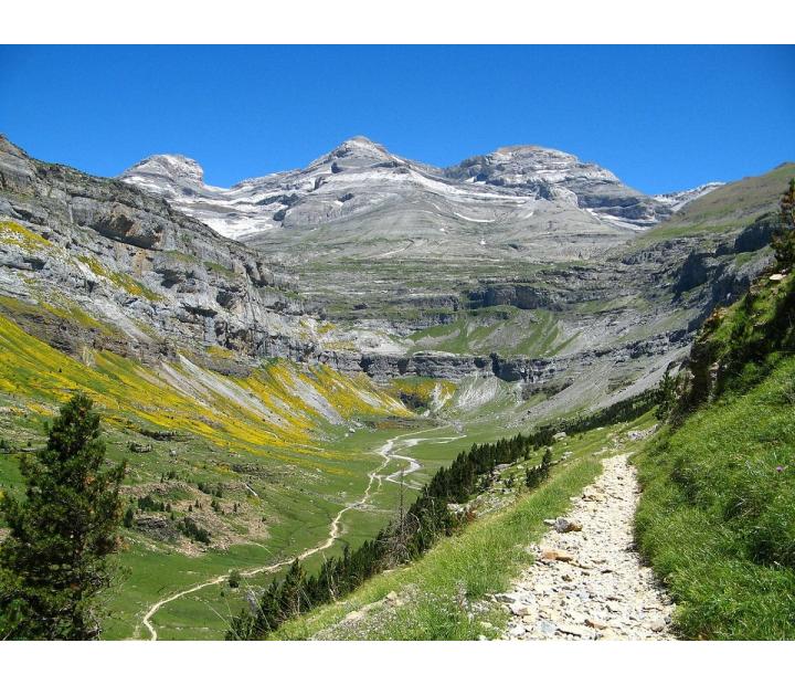 Presente y futuro de las montañas: retos frente al calentamiento global y la despoblación