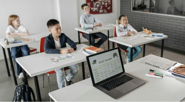 Aventuras Navideñas con Minecraft. De 7 a 11 años