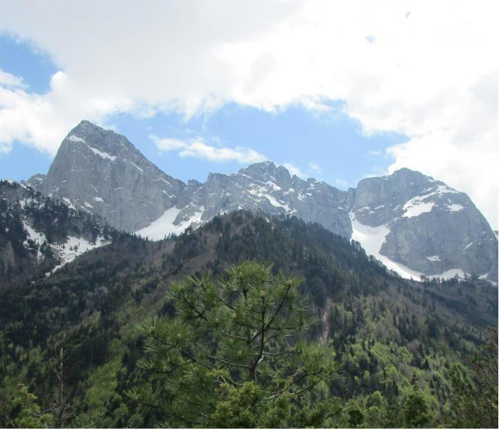 Senderos del Épiro: Caminando por la Grecia vacía