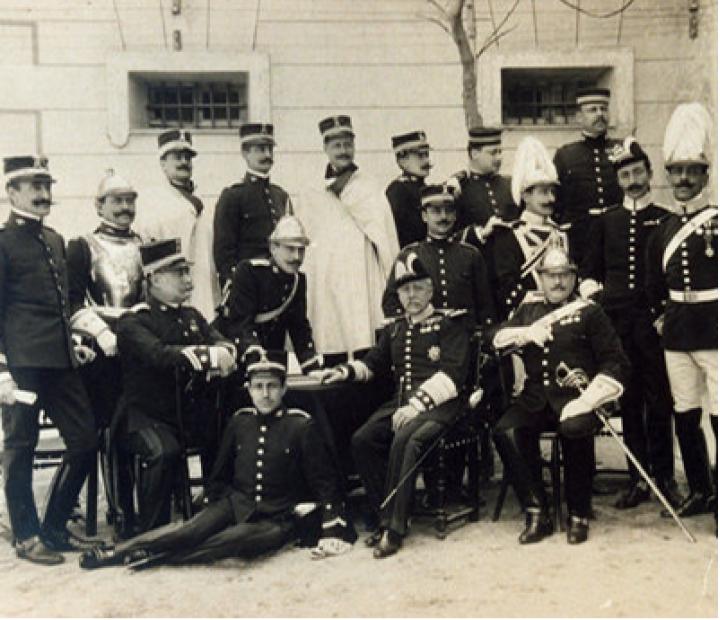 El Ejército de la Restauración: Alfonso XIII y la Regencia