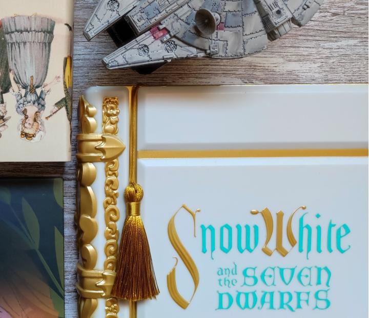 Blancanieves y los siete enanitos. Diálogos entre historia y cine para entender el siglo XX 