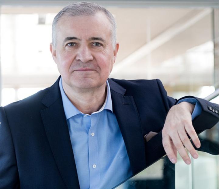 Haz que pase con Javier García Campayo. Cómo superar momentos difíciles y controlar nuestras emociones