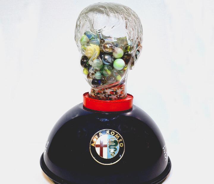 Regreso a un mundo feliz. Ensamblajes, 2023-2025