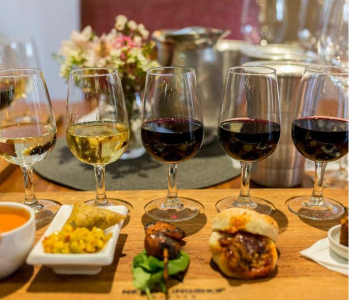 Maridaje de nuevas añadas de pequeñas bodegas elaboradoras de Rioja