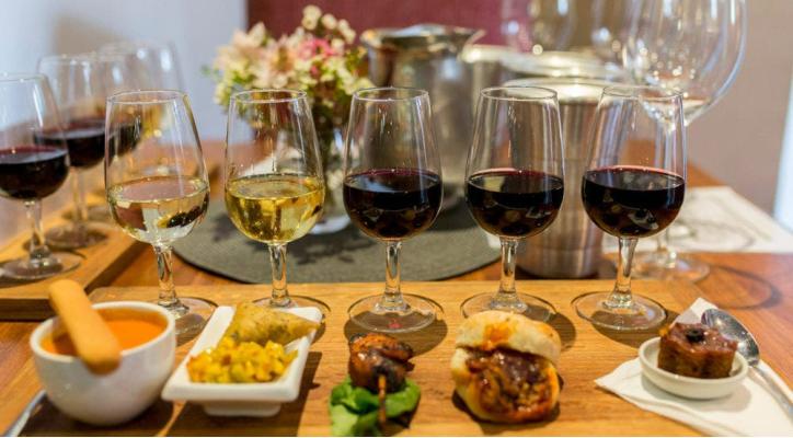 Maridaje de nuevas añadas de pequeñas bodegas elaboradoras de Rioja