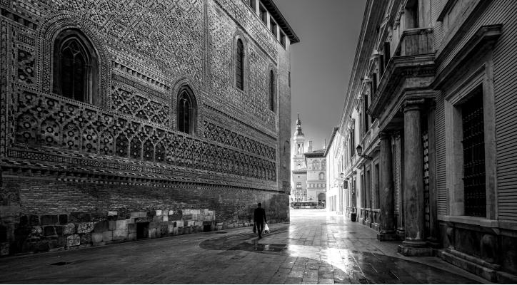 Entidades centenarias aragonesas: memoria, convergencia y continuidad cultural en Zaragoza