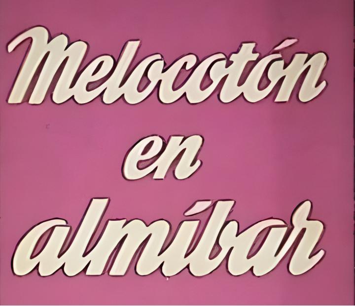 Voces de Papel. Melocotón en almíbar