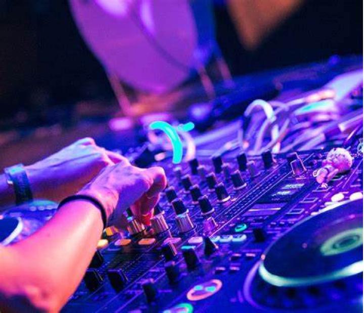 DJ Iniciación - Mañanas