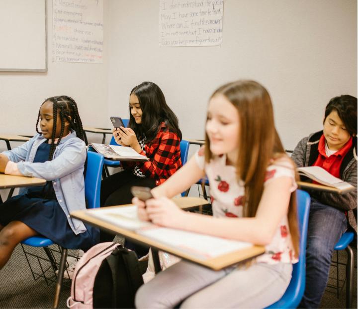 Conferencia. De la diferencia a la convivencia. Entornos de vida y aprendizaje accesible e inclusivos