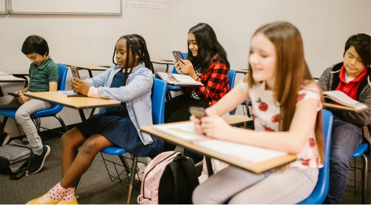 Conferencia. De la diferencia a la convivencia. Entornos de vida y aprendizaje accesible e inclusivos