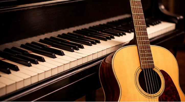 Concierto de Piano y Guitarra. Sonata