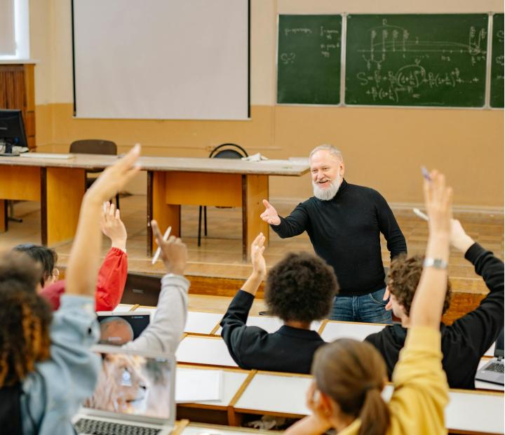 Pasado, presente y futuro de la educación. 60 años de la Gravissimum Educationis 