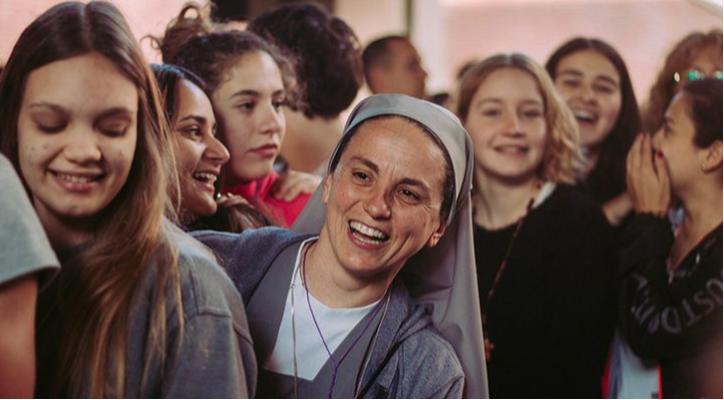 En una Iglesia en cambio, ¿qué papel tenemos las mujeres?