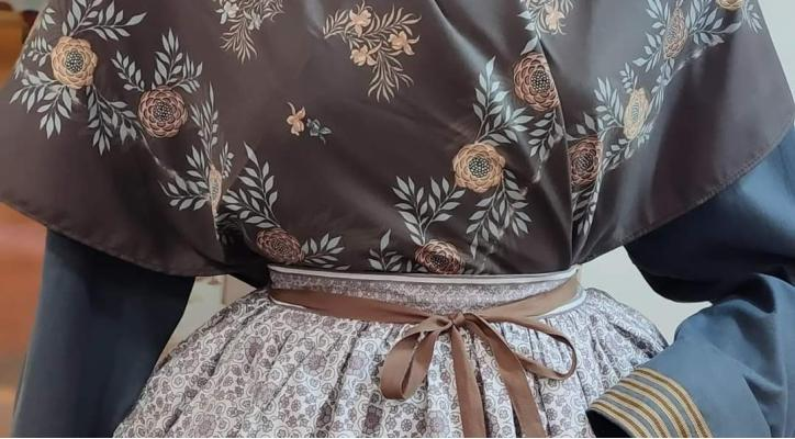 Confección de indumentaria tradicional aragonesa