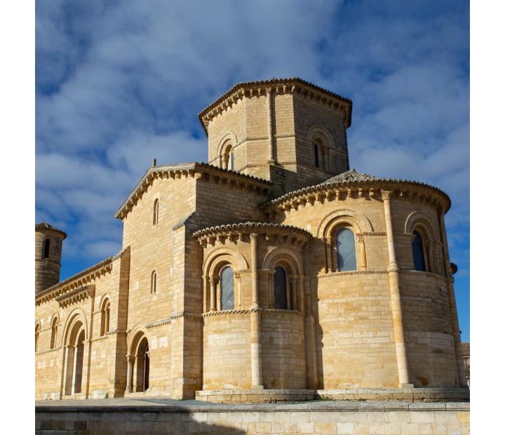 El templo románico: abrigo espiritual del peregrino