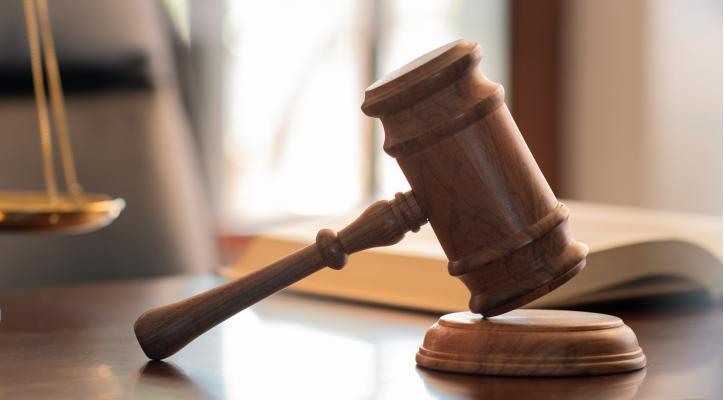 ¿De quién depende el ministerio fiscal? El papel del Ministerio Fiscal y su futuro