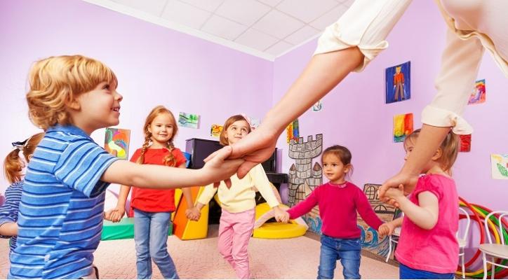 Campus. Vacaciones de verano jugando de 5 a 8 años. Del 24 al 28 de agosto