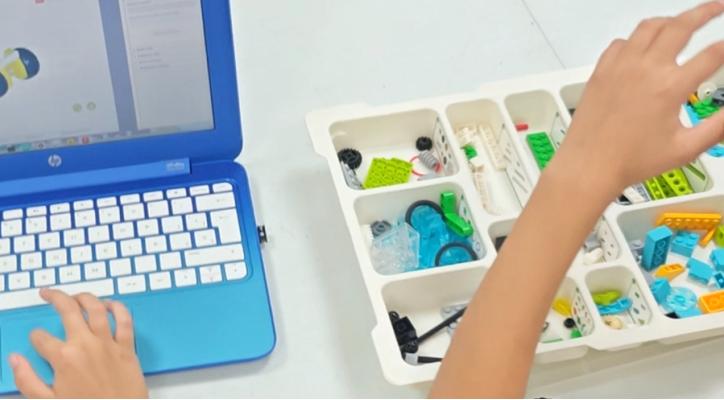 Pequeños creadores de historias con LEGO. De la idea... al cuento