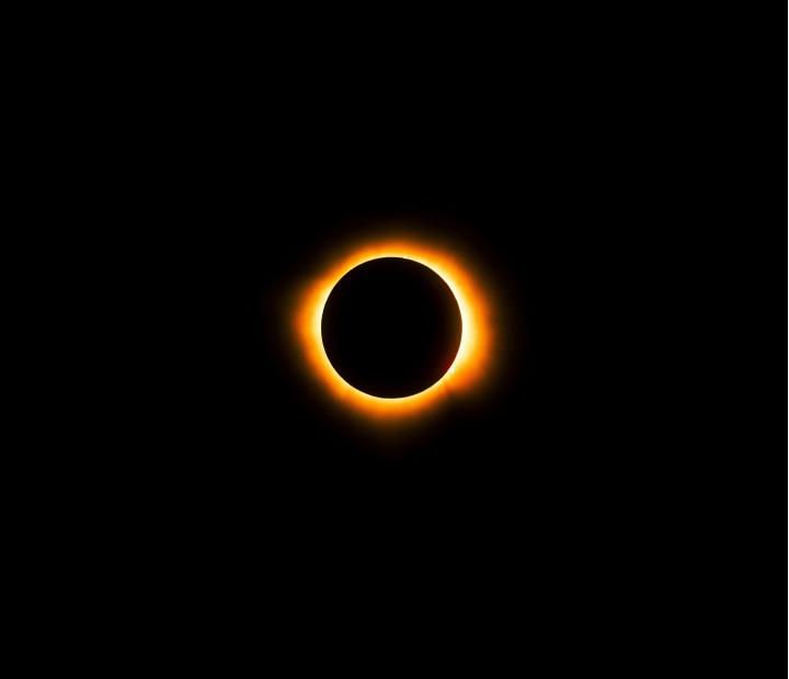 Cazadores de eclipses: Construye tu cámara secreta del Sol