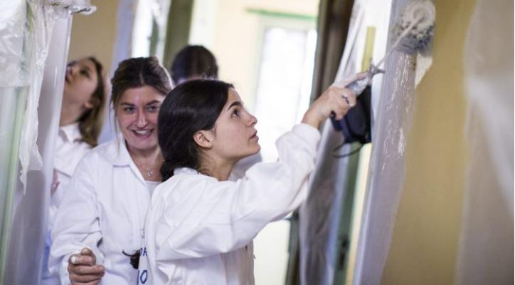 VOLUNTARIADO: Painting for Others
