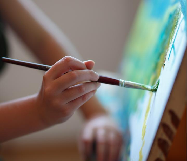 Dibujo al natural con modelo