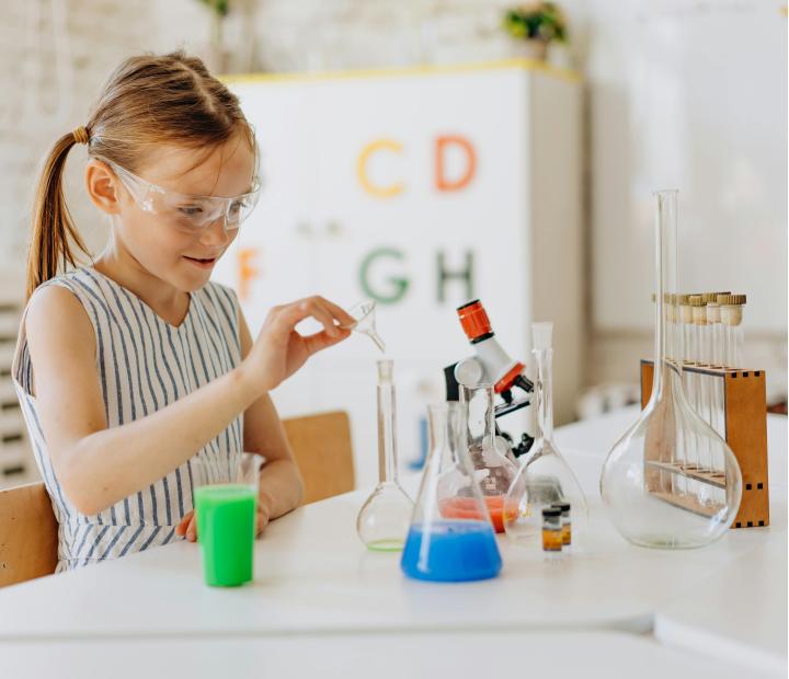 Experimental LAB. Ciencia y Arte