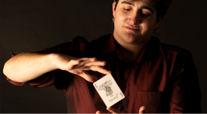 Espectáculo de magia ILUSIÓN por Asier Nuei