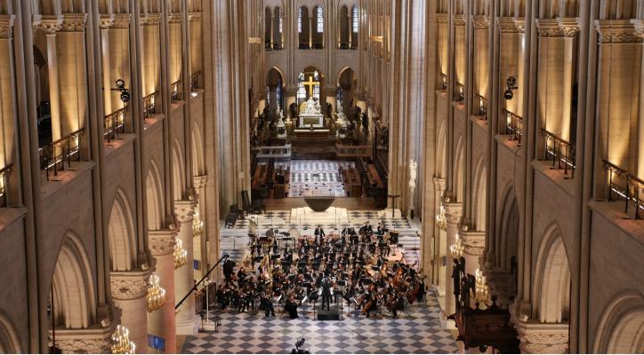 Ópera de cine. Proyección del concierto en Notre-Dame: La Renaissance