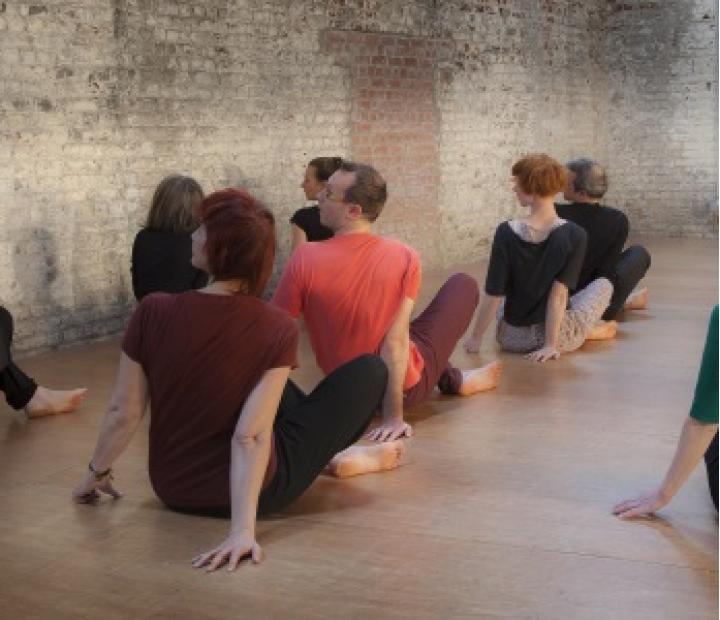 Adiós al dolor lumbar con el método Feldenkrais.  Miércoles 18.15 h