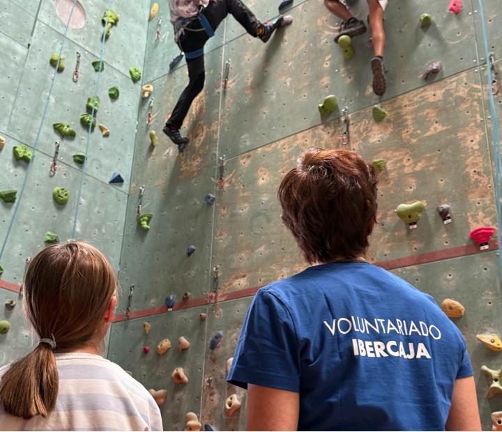 VOLUNTARIADO: Día Solidario de las empresas 2026 - Visita al Parque de atracciones Tibidabo con FamiliaAMIC (Barcelona)