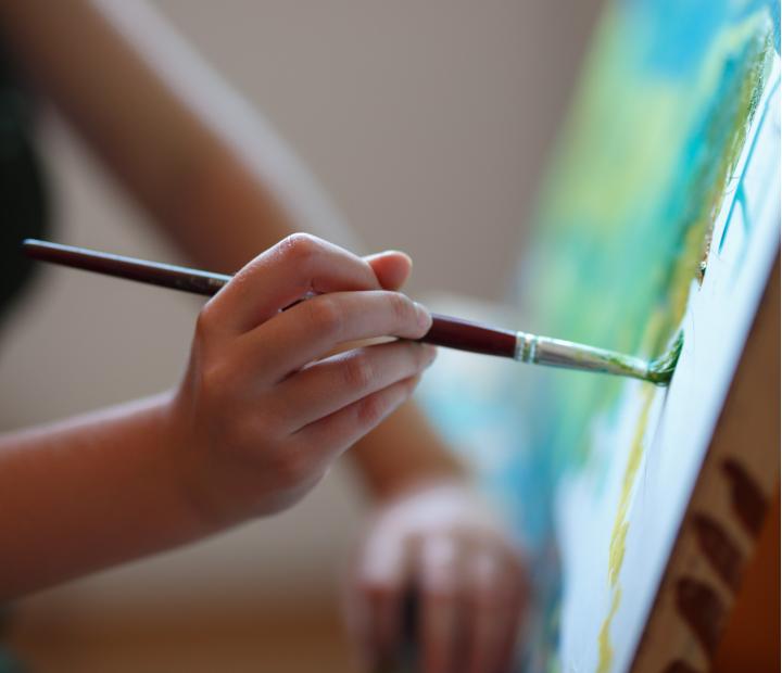 Dibujo al natural con modelo
