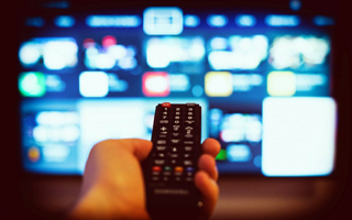 Videoconferencia. El negocio de la TV: la caja lista