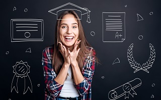Videoconferencia. Decidiendo el futuro: la universidad y los nuevos grados