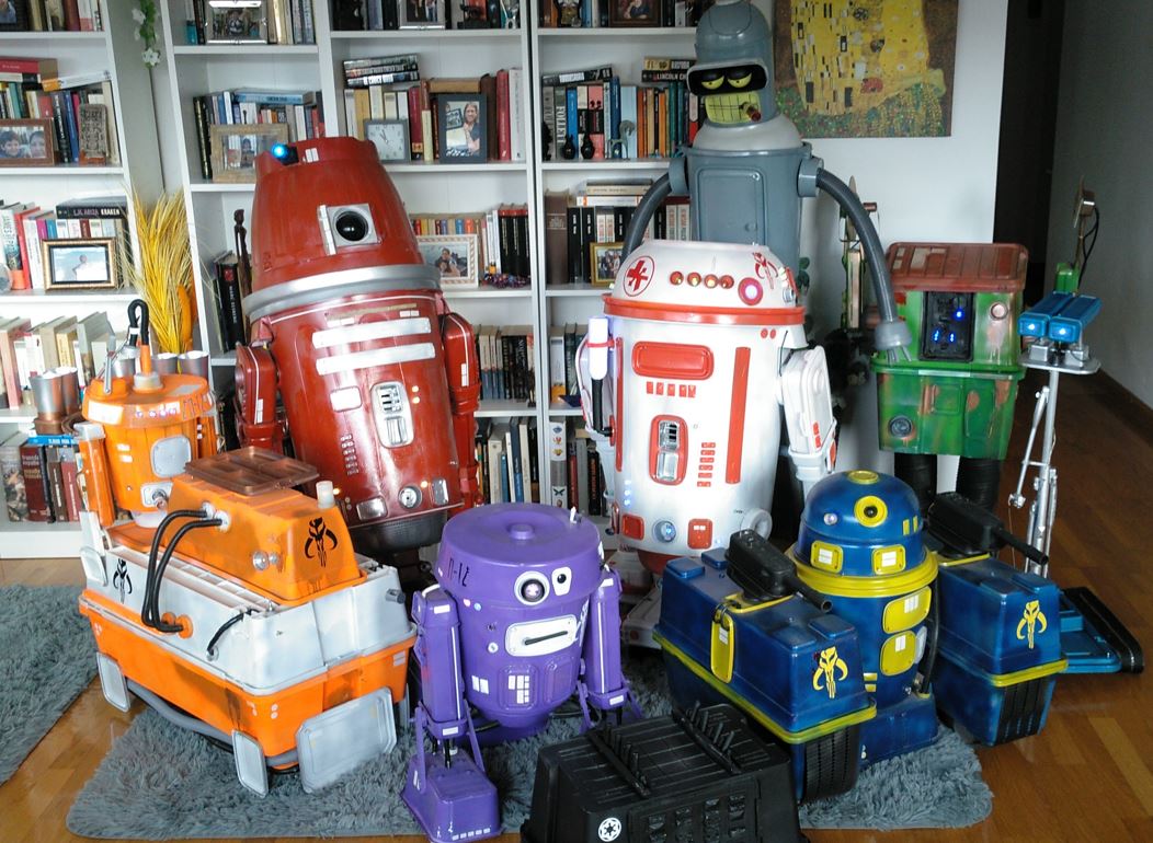 Exposición. La cueva de Davinci. Droides