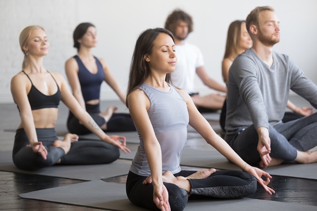 Curso. Yoga para madres y padres estresados