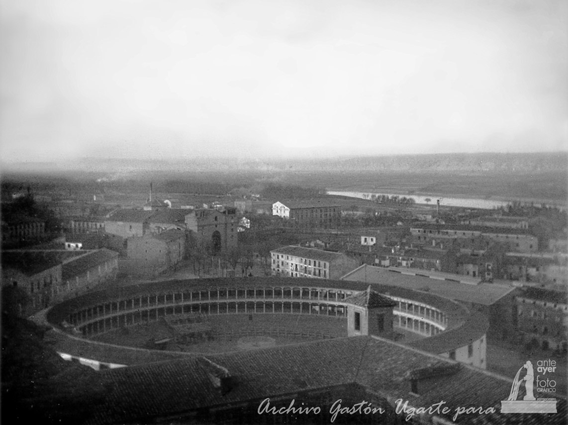 Desde el campanario del Hospicio Provincial Archivo Gastón Uguarte CA. 1904
